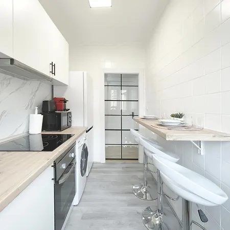 Διαμέρισμα Na And Dia Home By Wehomes *